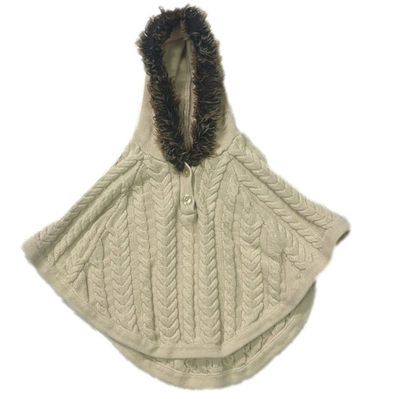 Emma’s Garden Girls 2t hooded sweater cape - Picture 5 of 5